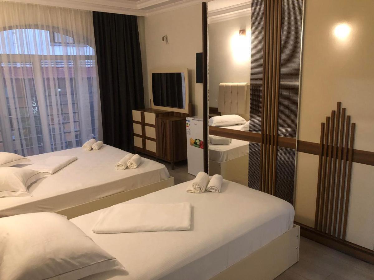 Hotel Dolphin Batum Dış mekan fotoğraf
